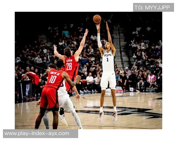NBA季前赛精彩对决马刺挑战老鹰全场直播不容错过 NBA季前赛精彩对决马刺挑战老鹰全场直播不容错过